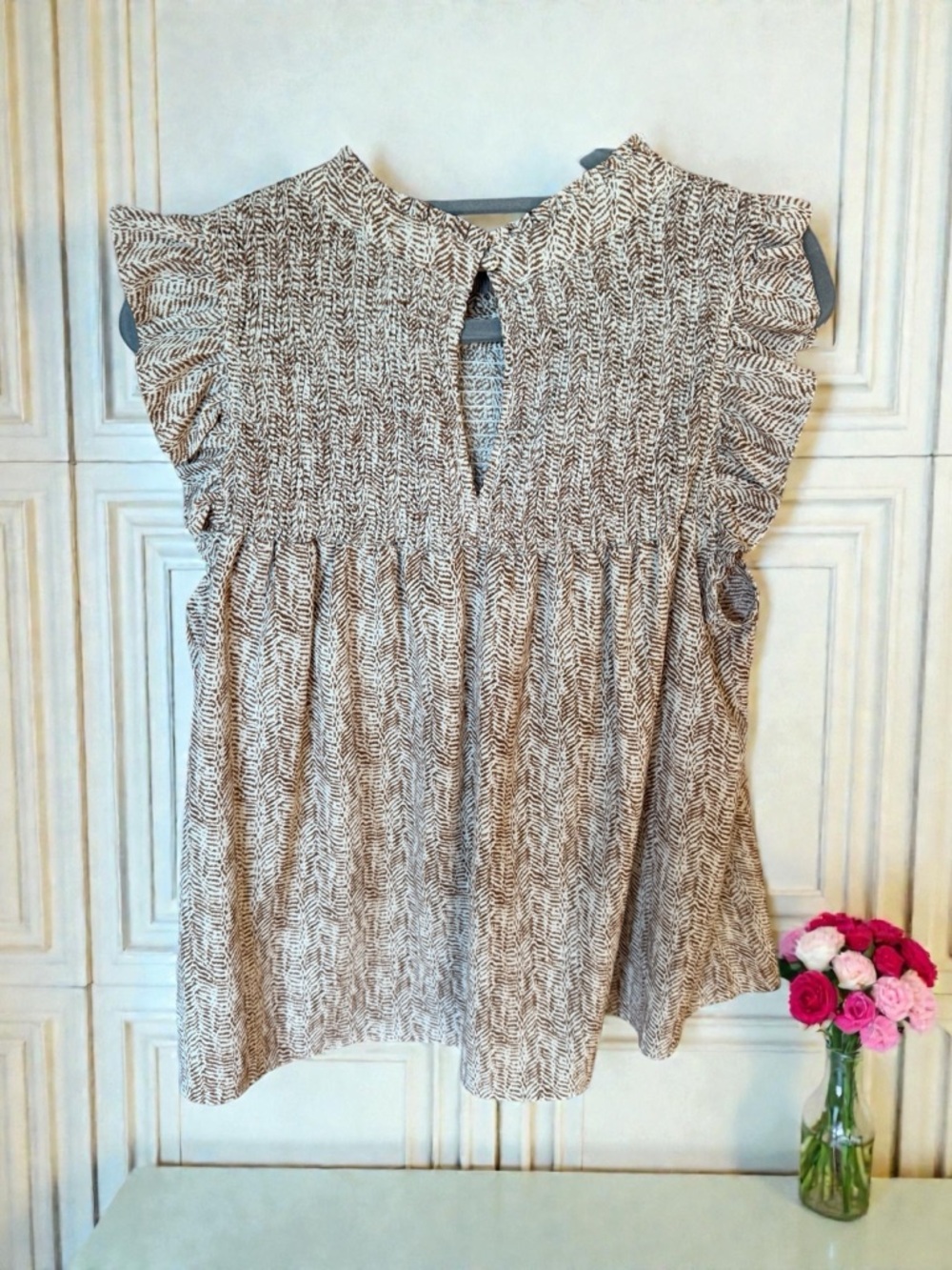 THML Cream and Brown Printed Flutter Sleeve Dress - Picture 2 of 7